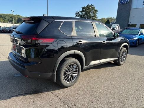 Certified 2025 Nissan Rogue S AWD/4WD image 5