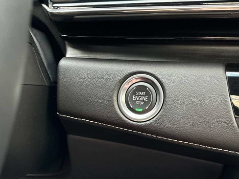 Used 2024 Cadillac Escalade Premium Luxury w/ Performance Package AWD/4WD image 35