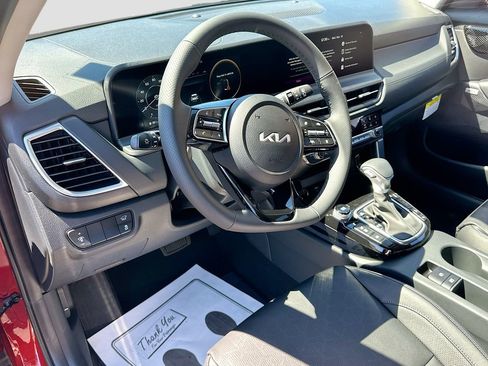 New 2026 Kia Seltos SX AWD/4WD image 9
