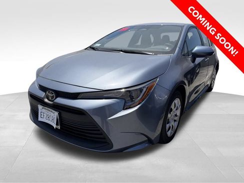 Used 2025 Toyota Corolla LE FWD image 1