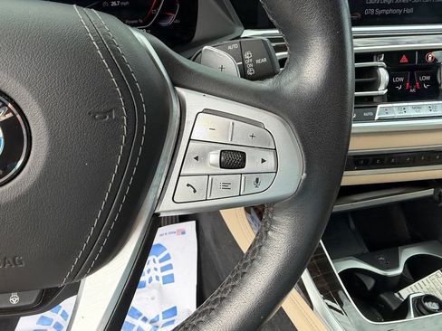 Used 2021 BMW X7 xDrive40i w/ Premium Package AWD/4WD image 21