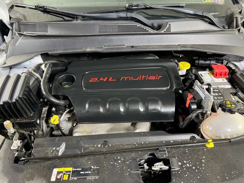 Used 2022 Jeep Compass Limited image 28