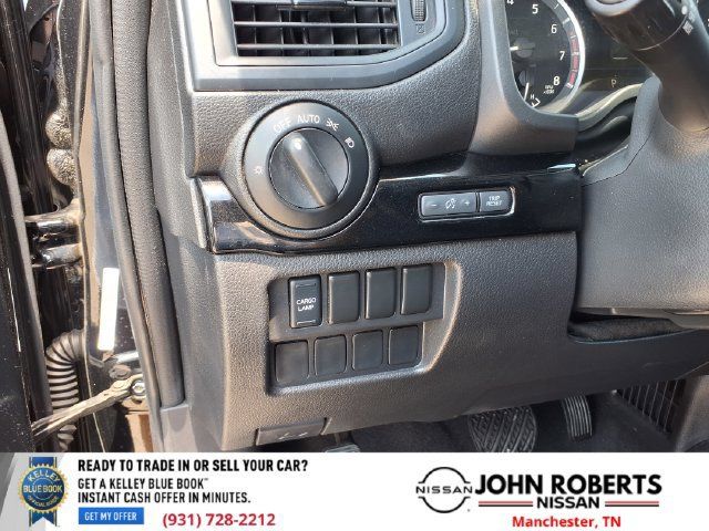Used 2024 Nissan Titan SV RWD image 28