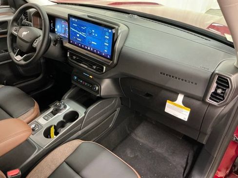 New 2026 Ford Bronco Sport Outer Banks w/ Outer Banks Tech Package+ AWD/4WD image 19