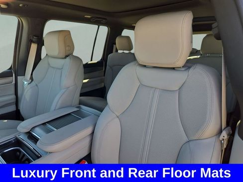 New 2026 Jeep Grand Wagoneer 2WD w/ Premium Group I image 14