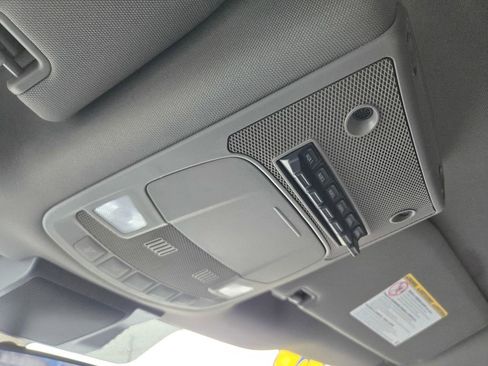 Used 2022 Ford F250 XLT w/ XLT Premium Package image 15