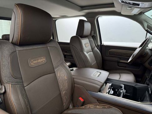 New 2026 RAM 2500 Limited image 18