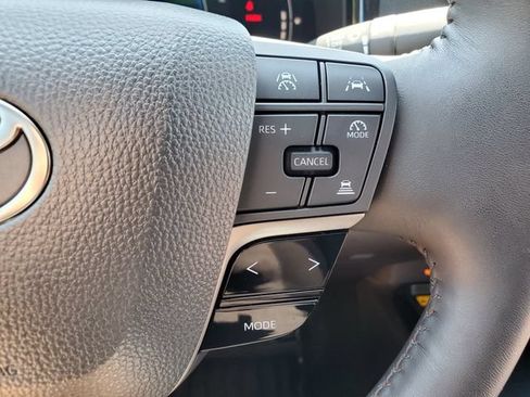 Used 2025 Toyota Camry LE w/ Convenience Package FWD image 21