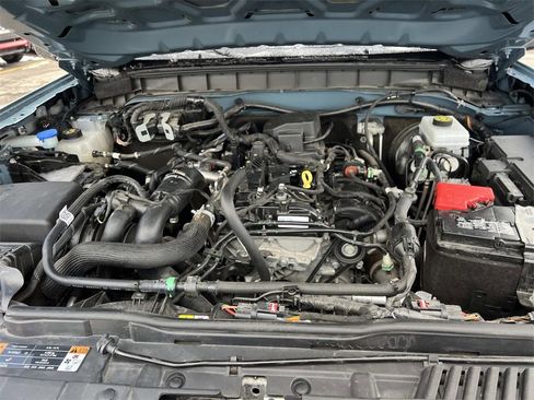 Used 2023 Ford Bronco Black Diamond image 9