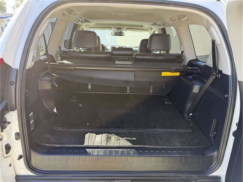 Used 2012 Lexus GX 460 Premium AWD/4WD image 17
