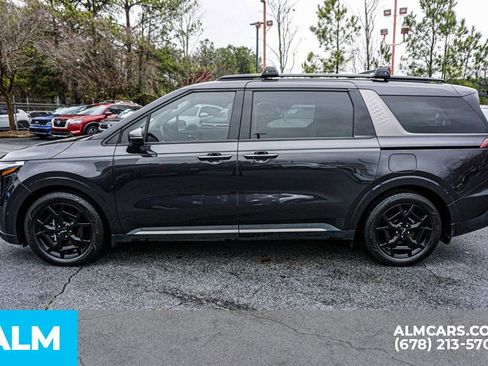 Used 2025 Kia Carnival SX Prestige image 7