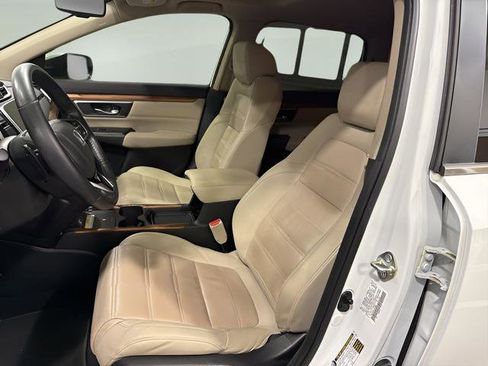 Used 2020 Honda CR-V Touring image 11