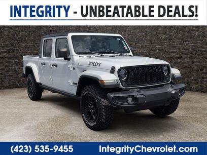 Used 2024 Jeep Gladiator Sport