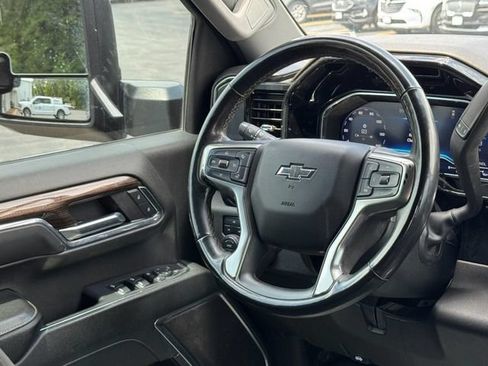 Used 2024 Chevrolet Silverado 2500 LT w/ Midnight Edition AWD/4WD image 12