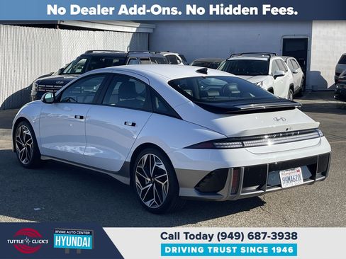 Used 2023 Hyundai Ioniq 6 SEL RWD image 4