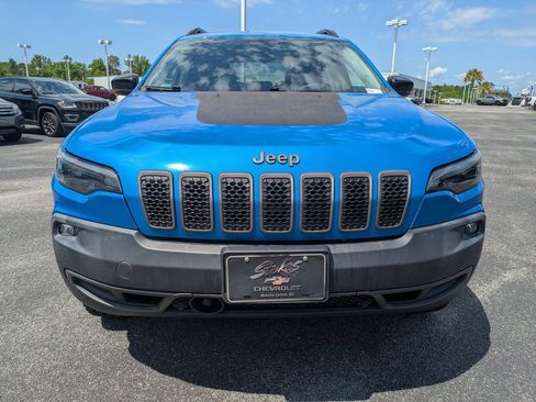 Used 2022 Jeep Cherokee Trailhawk w/ Trailer Tow Group AWD/4WD image 11