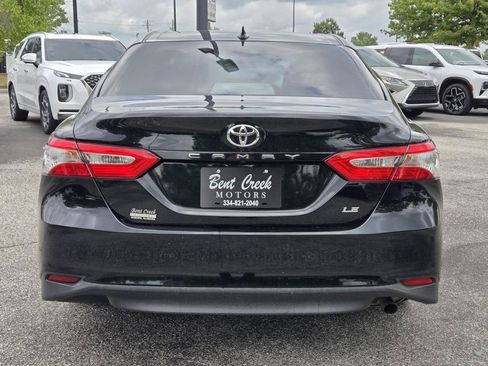 Used 2019 Toyota Camry LE FWD image 8