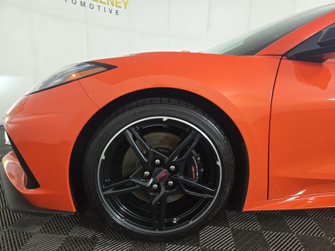 Used 2025 Chevrolet Corvette Stingray Preferred Cpe w/ Z51 Performance Package RWD image 35
