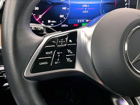 Certified 2025 Mercedes-Benz GLC 350e 4MATIC image 21