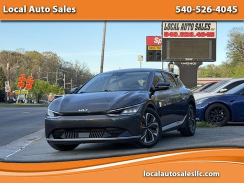 Used 2022 Kia EV6 Light image 1