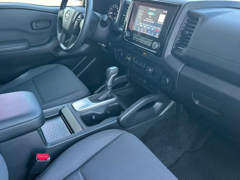 Used 2023 Nissan Frontier S image 15
