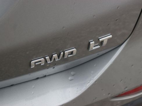 Used 2024 Chevrolet Equinox LT AWD/4WD image 10