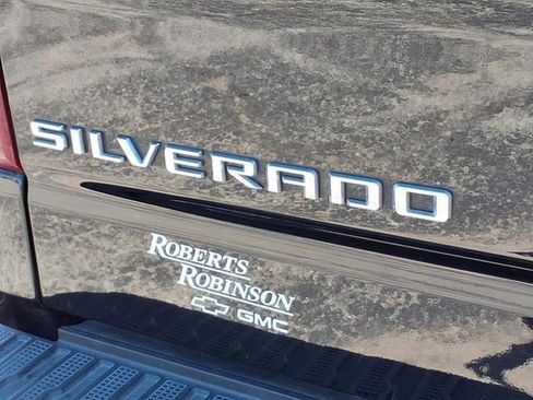 Used 2025 Chevrolet Silverado 1500 LT image 35