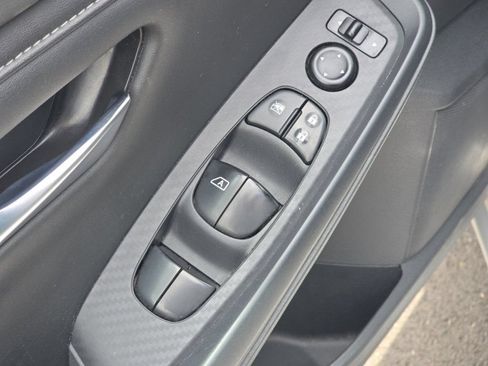 Used 2021 Nissan Sentra SV FWD image 25