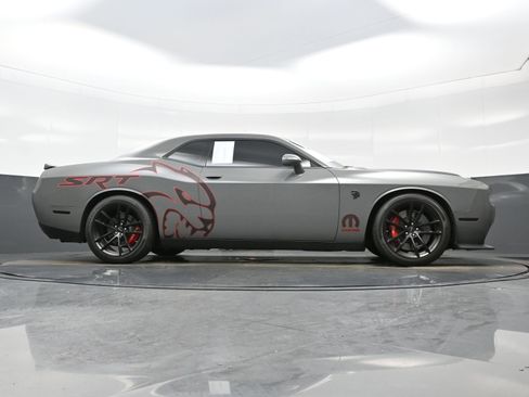 Used 2023 Dodge Challenger SRT Hellcat w/ Driver Convenience Group RWD image 27