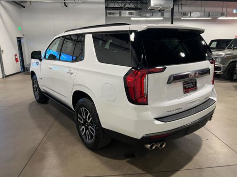 Used 2024 GMC Yukon AT4 w/ AT4 Premium Plus Package AWD/4WD image 5