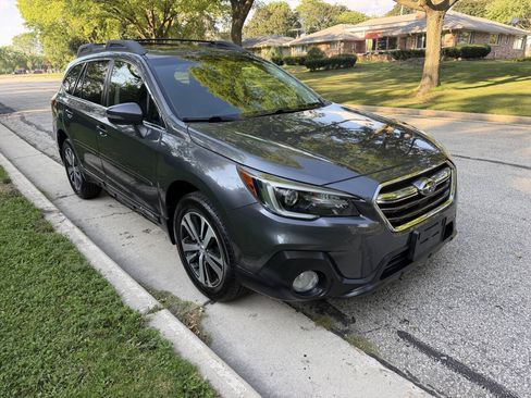 Used 2019 Subaru Outback 2.5i Limited AWD/4WD image 7