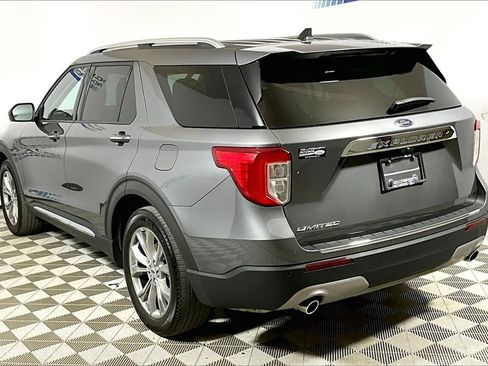 Certified 2024 Ford Explorer Limited image 8