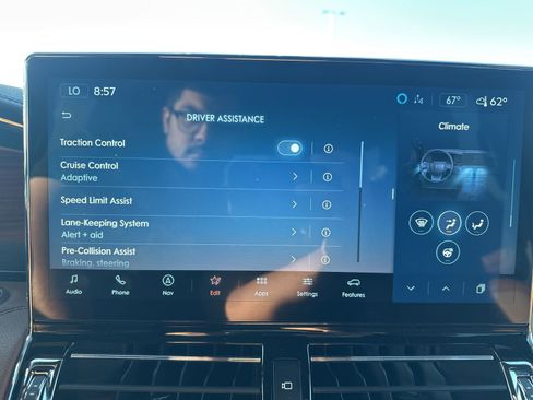 Used 2024 Lincoln Navigator Reserve image 21