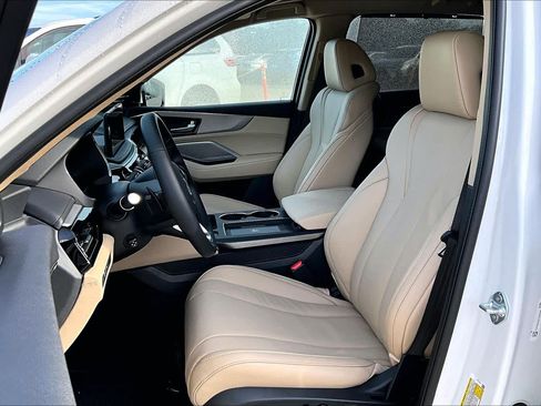 Certified 2026 Acura MDX FWD w/ Technology Package image 9