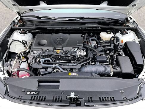 Used 2025 Toyota Camry LE FWD image 30