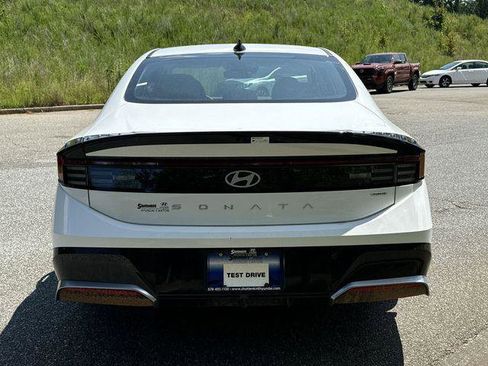 New 2025 Hyundai Sonata SEL image 6