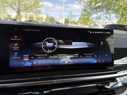 New 2026 BMW X5 xDrive40i w/ M Sport Package AWD/4WD image 27