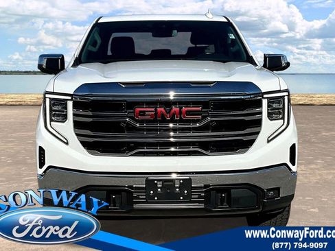 Used 2022 GMC Sierra 1500 SLT w/ SLT Premium Package image 2