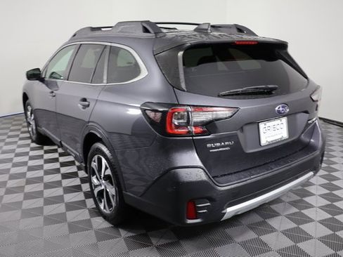 Used 2022 Subaru Outback Limited image 6