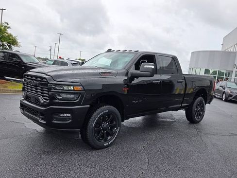 New 2026 RAM 2500 Big Horn AWD/4WD image 3
