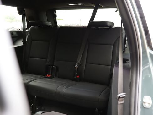 Used 2026 Chevrolet Tahoe Z71 w/ Comfort Package AWD/4WD image 33