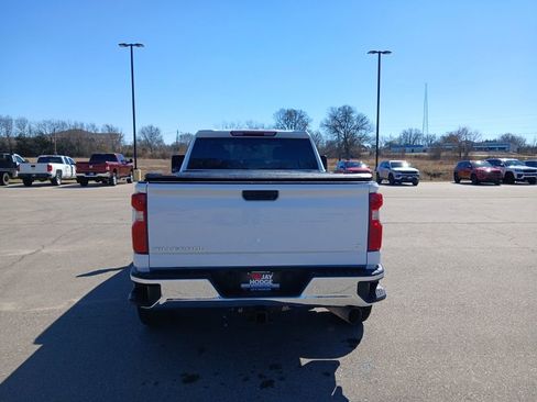 Used 2023 Chevrolet Silverado 2500 LT w/ Convenience Package image 6