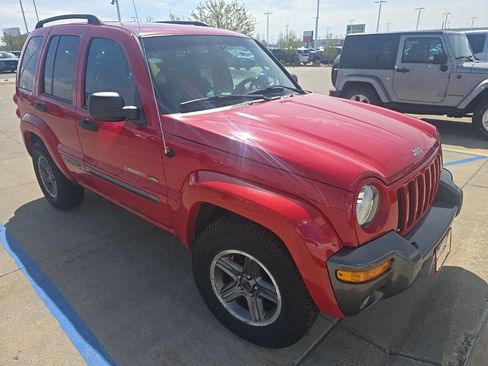 Used 2004 Jeep Liberty Sport w/ PWR Convenience Group AWD/4WD image 6
