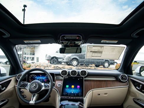 New 2026 Mercedes-Benz GLC 300 4MATIC image 16