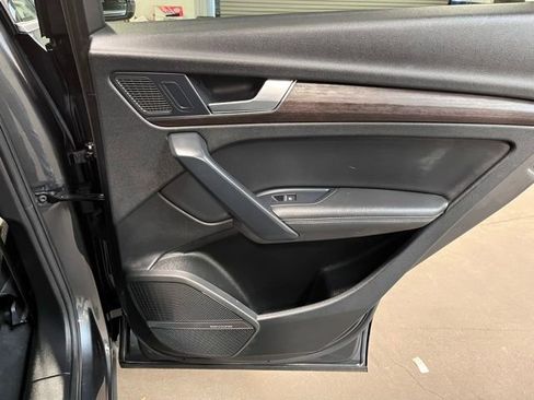 Used 2024 Audi Q5 2.0T Premium Plus image 13