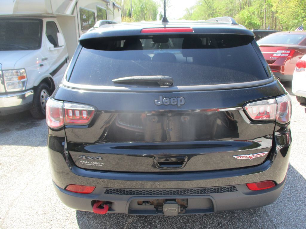 Used 2018 Jeep Compass Trailhawk w/ Leather Interior Group AWD/4WD image 7