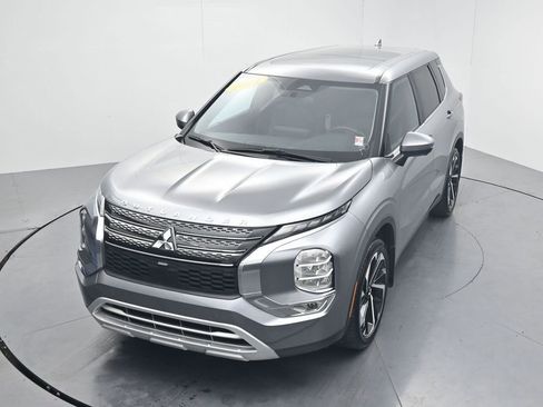 Used 2024 Mitsubishi Outlander SE AWD/4WD image 48