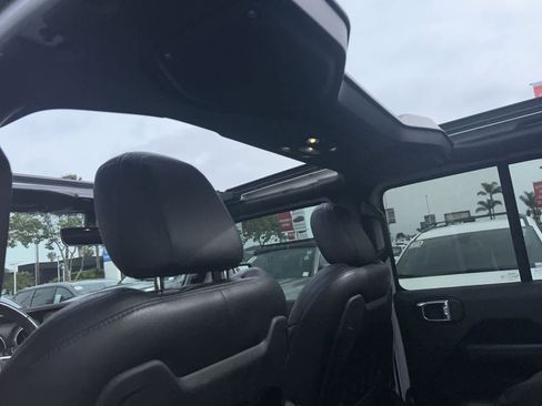 Used 2021 Jeep Wrangler Unlimited Rubicon 4xe w/ Steel Bumper Group image 64