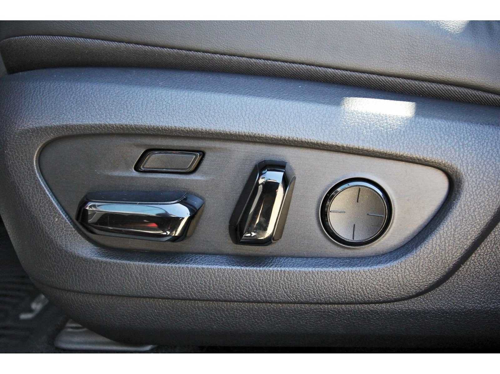 Used 2023 Lexus RX 350 FWD w/ Cold Area Package image 26