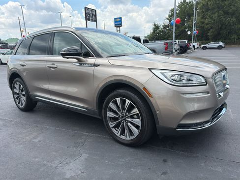 Used 2020 Lincoln Corsair Reserve w/ Equipment Group 201A AWD/4WD image 2